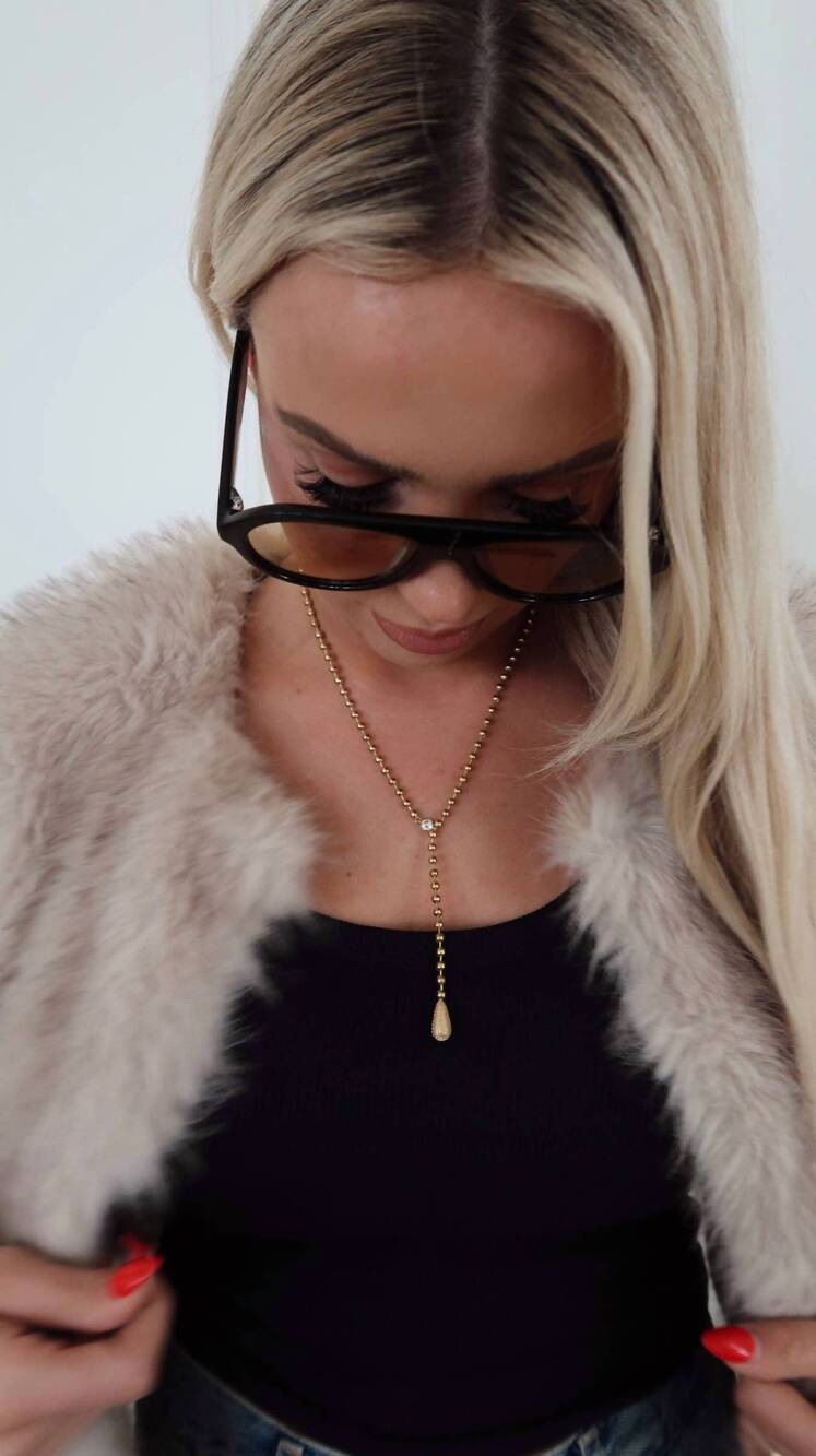 NEW CHANSUTTPEARLS the laney chain in gold